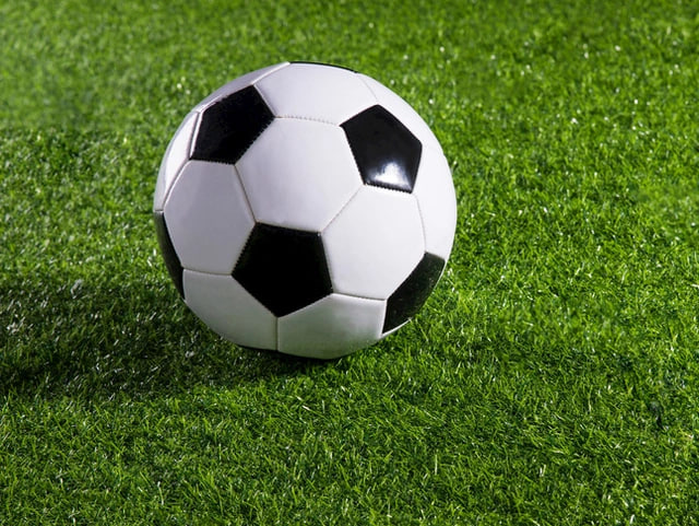 澳客足彩预测移动应用界面展示